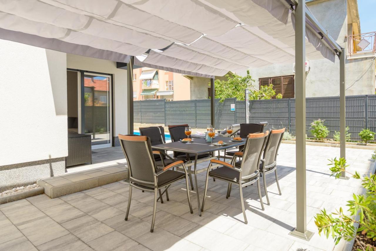 New, Private Heated Swimming Pool, Free Parking, Trogir Centar Apartment Exterior photo